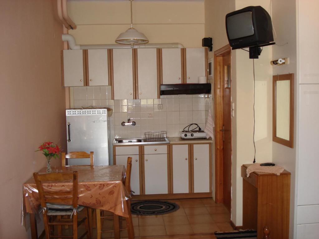 Zephyros Hotel Витина Стая снимка
