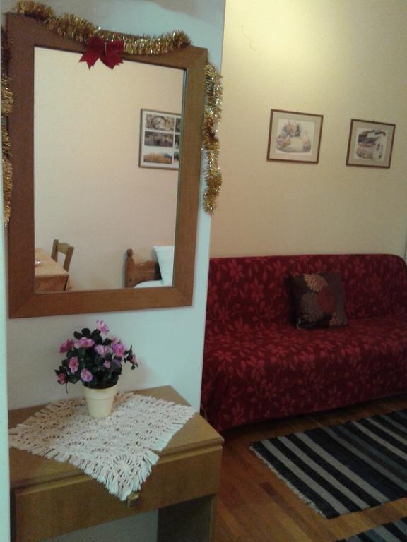 Zephyros Hotel Витина Екстериор снимка
