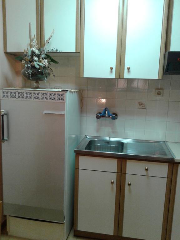 Zephyros Hotel Витина Екстериор снимка